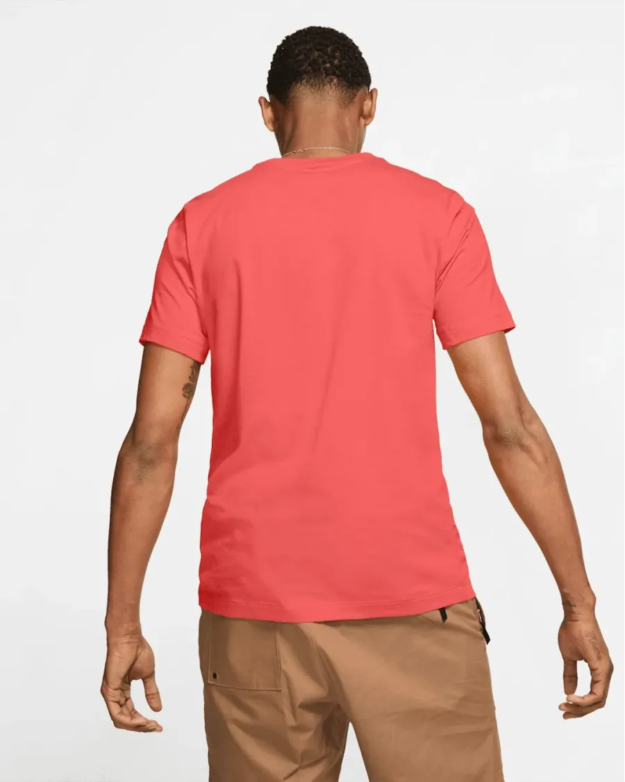 Футболка Nike Sportswear Club Tee AR4997-814