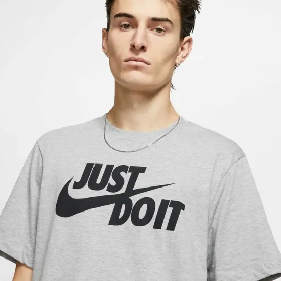 Футболка Nike Sportswear Just Do It Swoosh AR5006-063