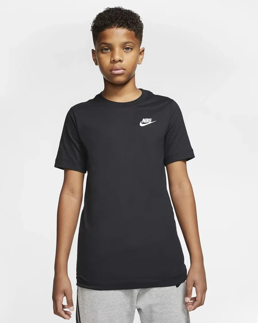 Футболка Nike Sportswear Embroidered Futura AR5254-010