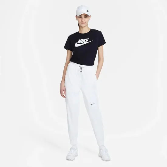 Футболка Nike Sportswear Essential Tee AT2783-010