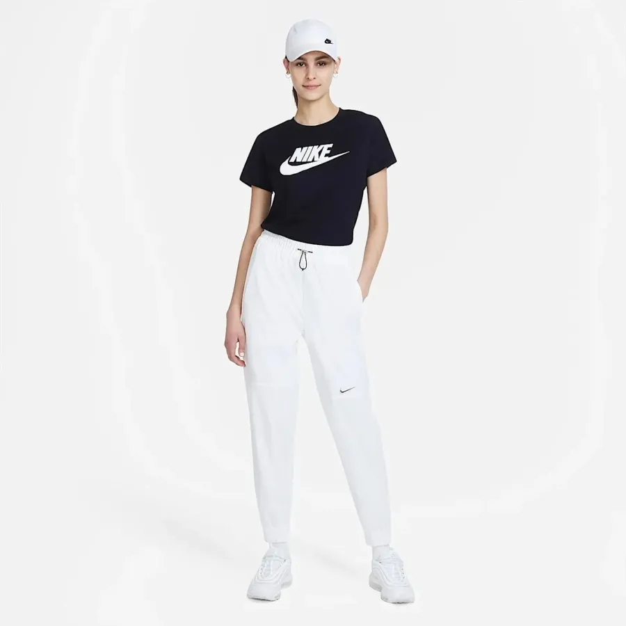Футболка Nike Sportswear Essential Tee AT2783-010