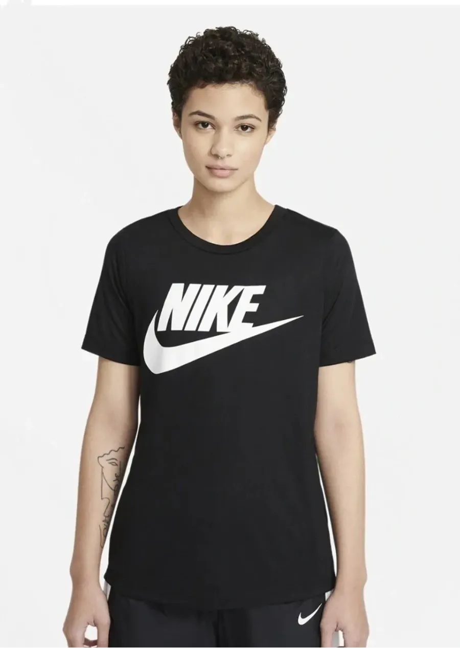 Футболка Nike Sportswear AT5464-010