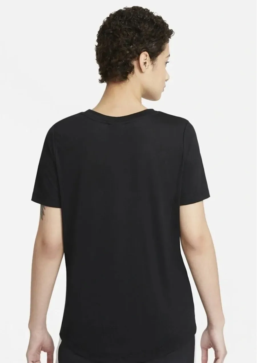 Футболка Nike Sportswear AT5464-010