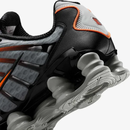 Кросівки Nike Shox TL AV3595-011