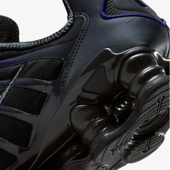 Кросівки Nike Shox TL AV3595-014