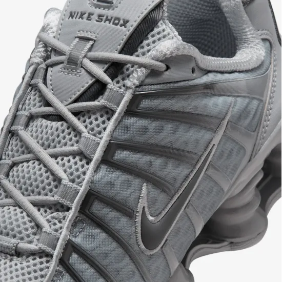 Кросівки Nike Shox TL AV3595-015