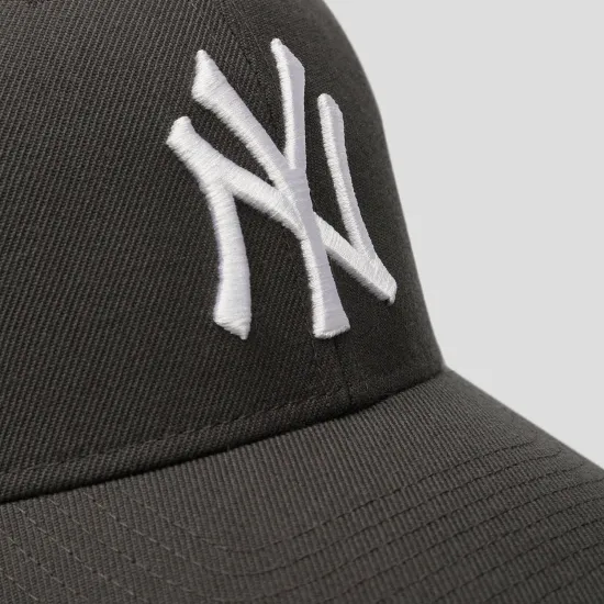 Бейсболка 47 Brand New York Yankees B-MVPSP17WBP-CC