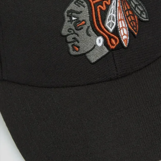 Кепка 47 Brand Chicago Blackhawks Ballpark BLPMS04WBP-BKB