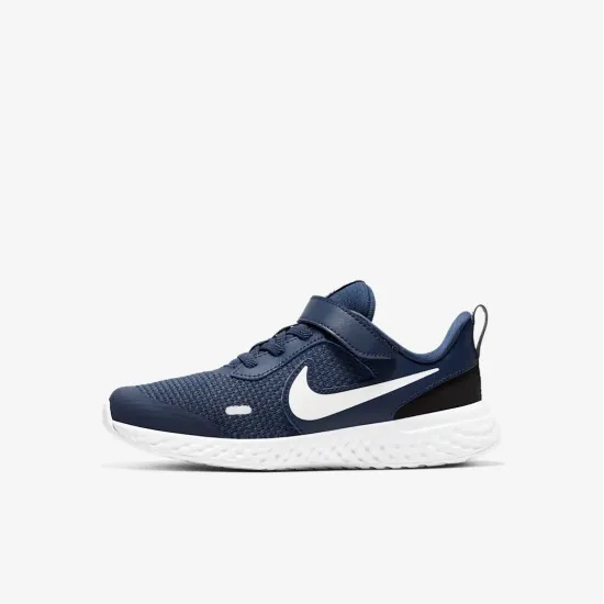 Кросівки Nike Revolution 5 BQ5672-402