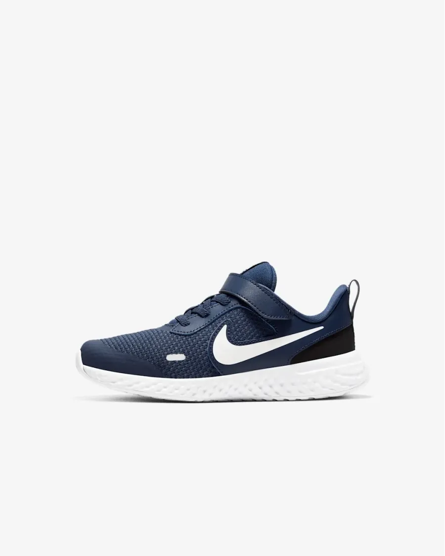 Кросівки Nike Revolution 5 BQ5672-402