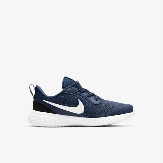 Кросівки Nike Revolution 5 BQ5672-402