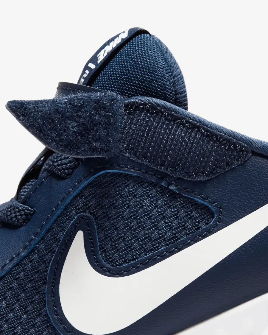 Кросівки Nike Revolution 5 BQ5672-402