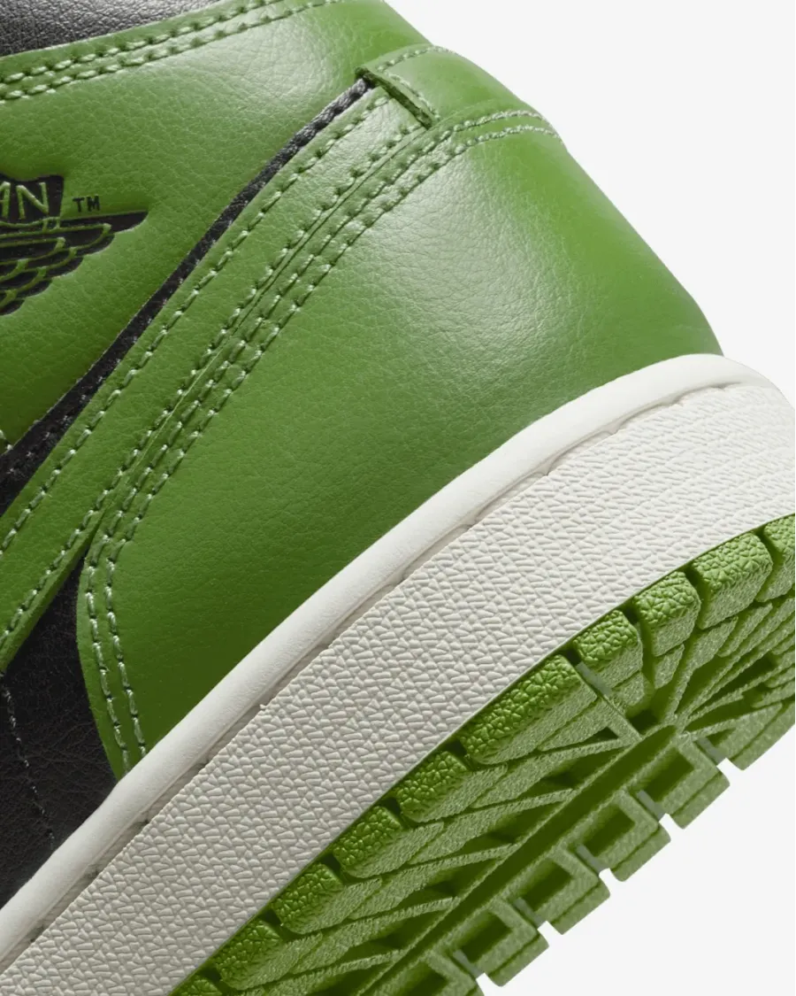 Кросівки Nike Air Jordan 1 Mid BQ6472-031