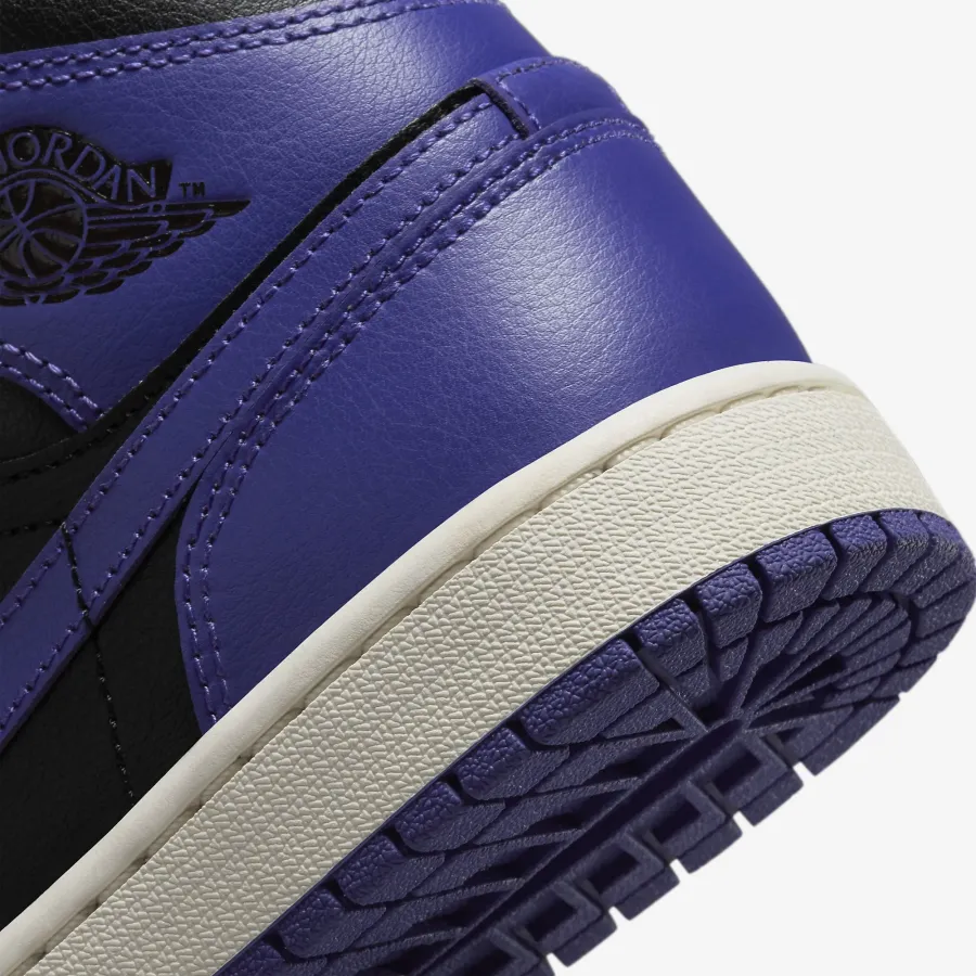 Кросівки Nike Air Jordan 1 Mid BQ6472-051