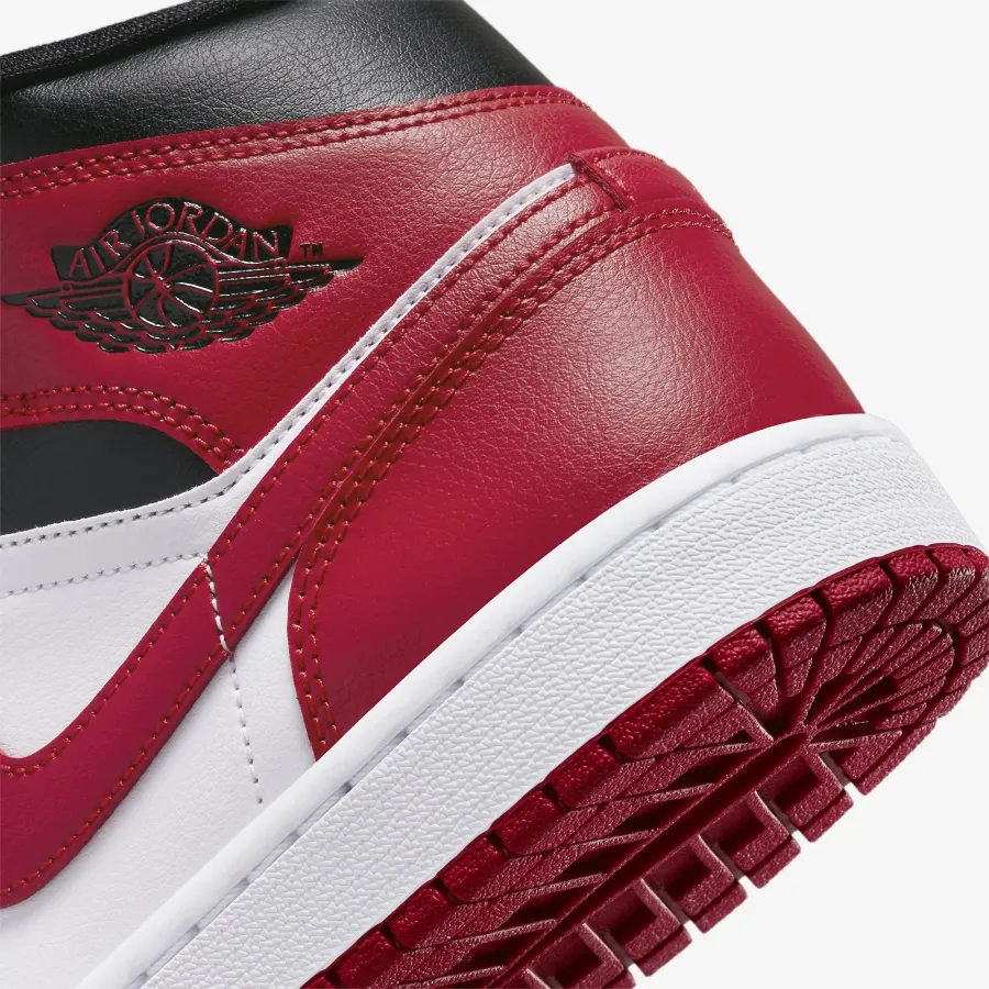 Кросівки Nike Air Jordan 1 Mid BQ6472-079