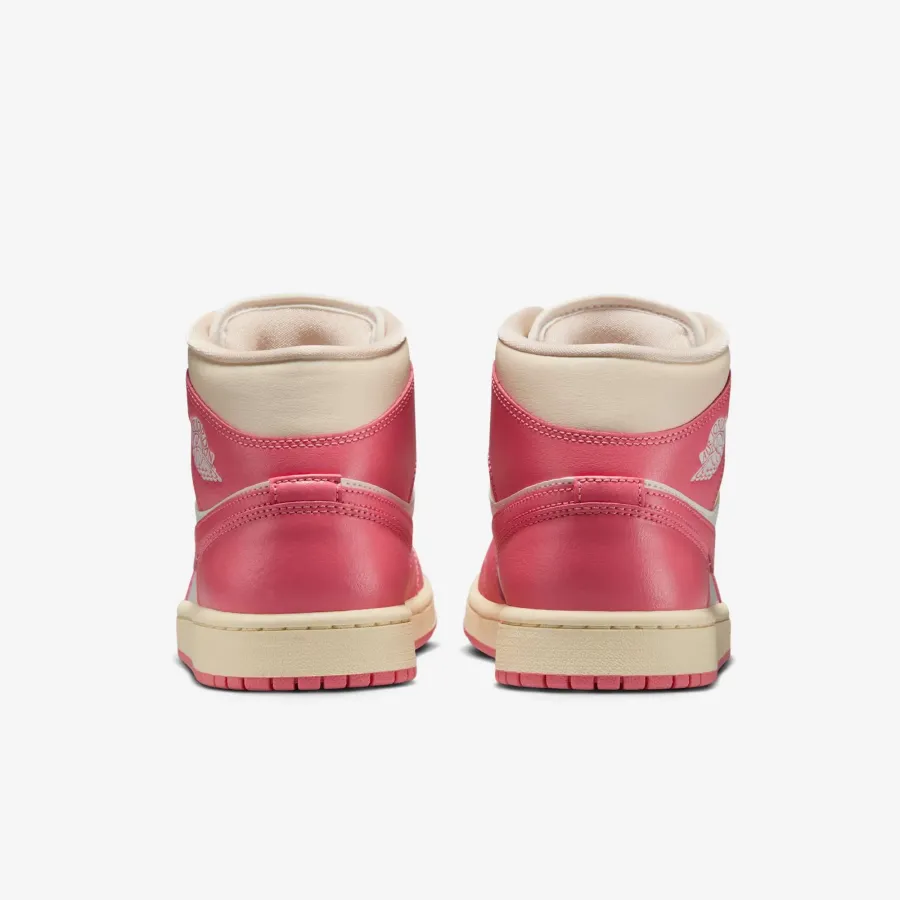 Кросівки Nike Air Jordan 1 Mid BQ6472-109