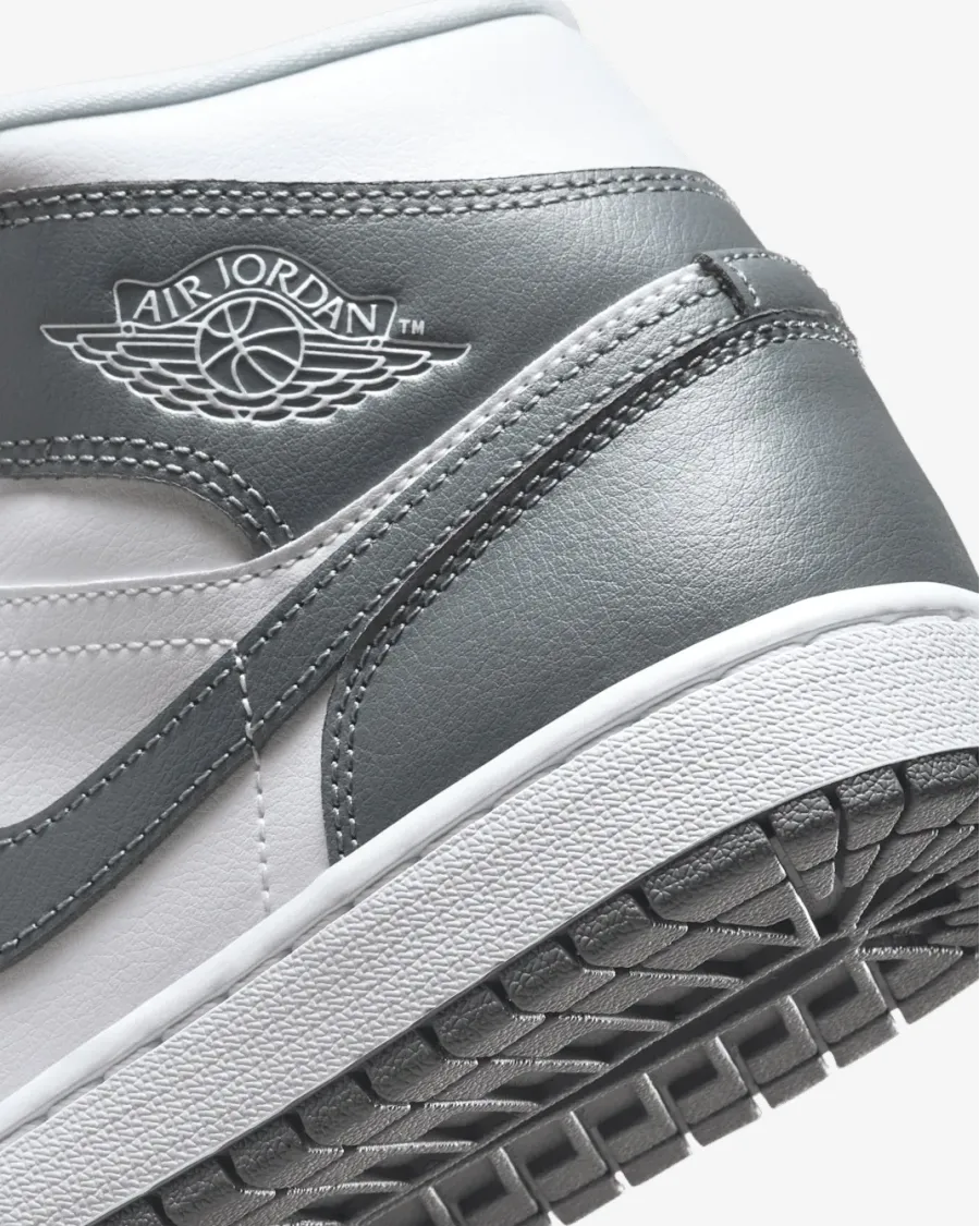 Кросівки Nike Air Jordan 1 Mid BQ6472-113