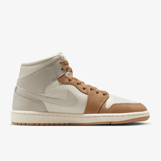 Кросівки Nike Air Jordan 1 Mid BQ6472-118