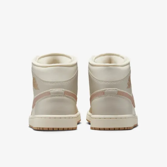 Кросівки Nike Air Jordan 1 Mid BQ6472-118