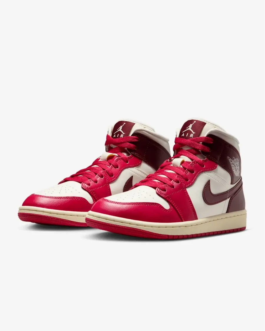 Кросівки Nike Air Jordan 1 Mid BQ6472-119