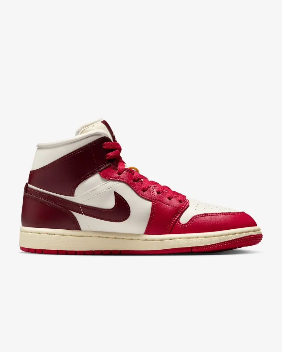 Кросівки Nike Air Jordan 1 Mid BQ6472-119