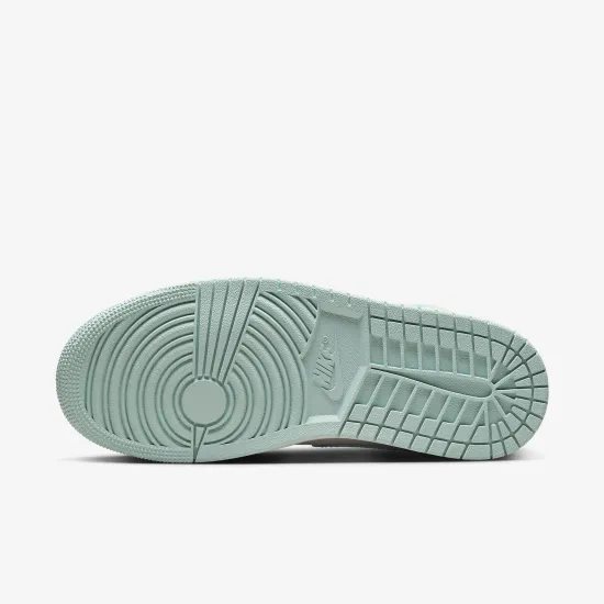Кросівки Nike Air Jordan 1 Mid BQ6472-132