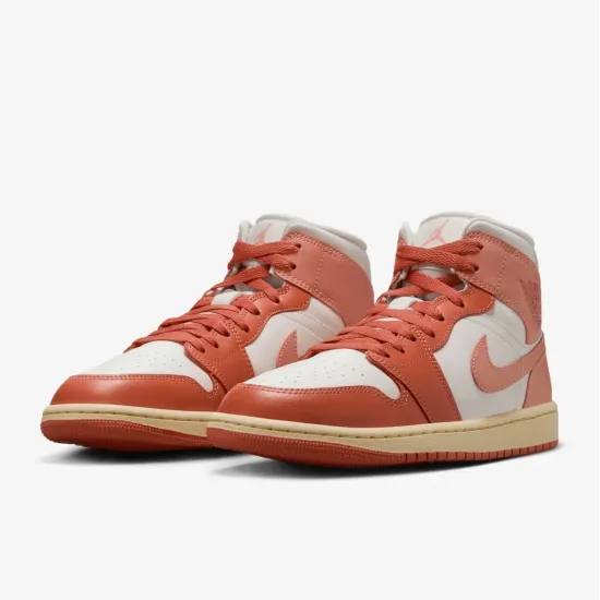 Кросівки Nike Air Jordan 1 Mid BQ6472-180