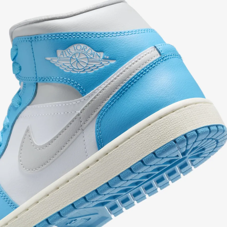 Кросівки Nike Air Jordan 1 Mid BQ6472-400