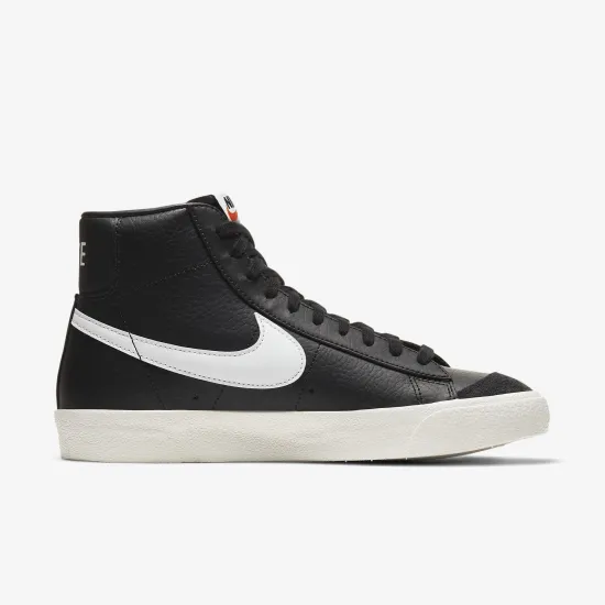 Кросівки Nike Blazer Mid 77 Vintage BQ6806-002