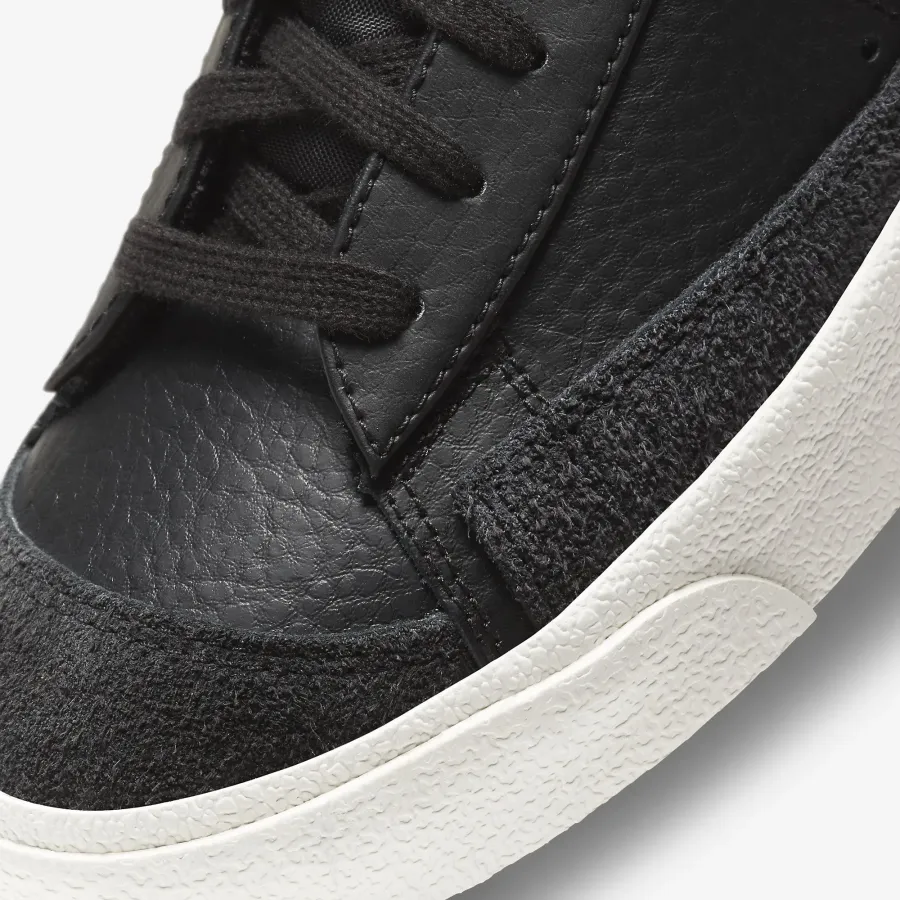 Кросівки Nike Blazer Mid 77 Vintage BQ6806-002