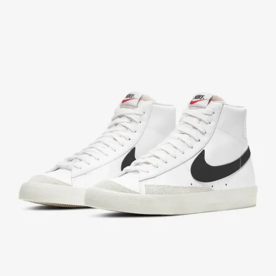 Кросівки Nike Blazer Mid 77 Vintage BQ6806-100