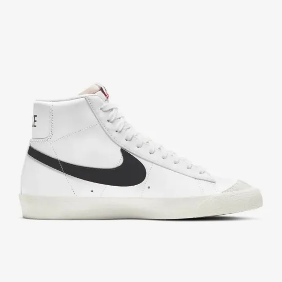 Кросівки Nike Blazer Mid 77 Vintage BQ6806-100