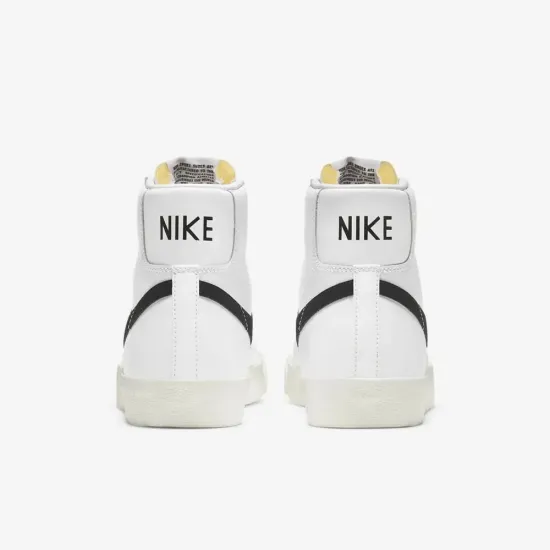 Кросівки Nike Blazer Mid 77 Vintage BQ6806-100