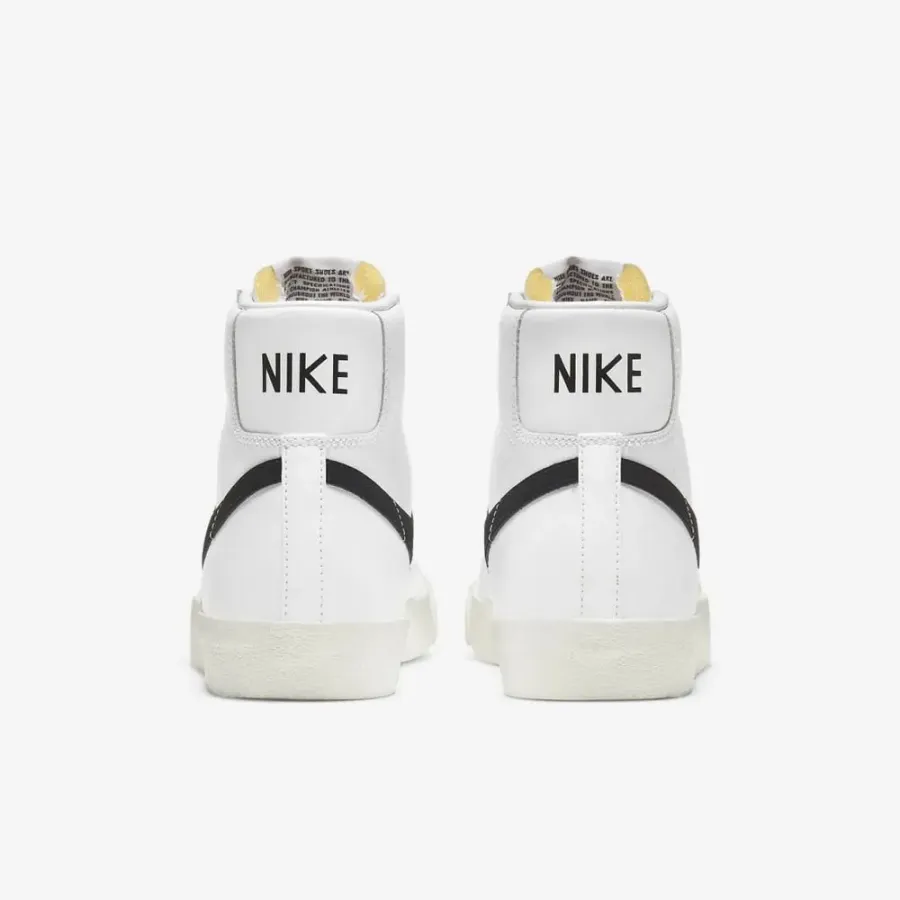 Кросівки Nike Blazer Mid 77 Vintage BQ6806-100