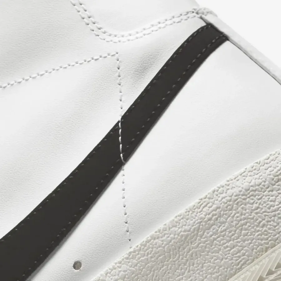 Кросівки Nike Blazer Mid 77 Vintage BQ6806-100