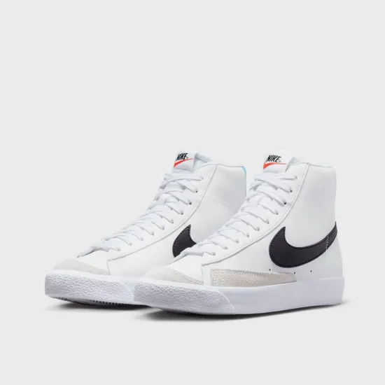Кросівки Nike Blazer Mid 77 Vintage BQ6806-121