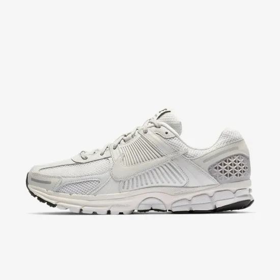 Кросівки Nike Zoom Vomero 5 SP BV1358-001