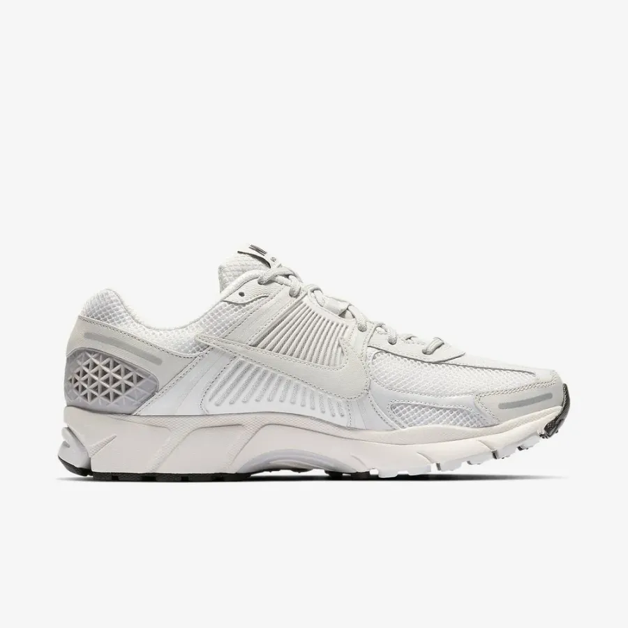 Кросівки Nike Zoom Vomero 5 SP BV1358-001