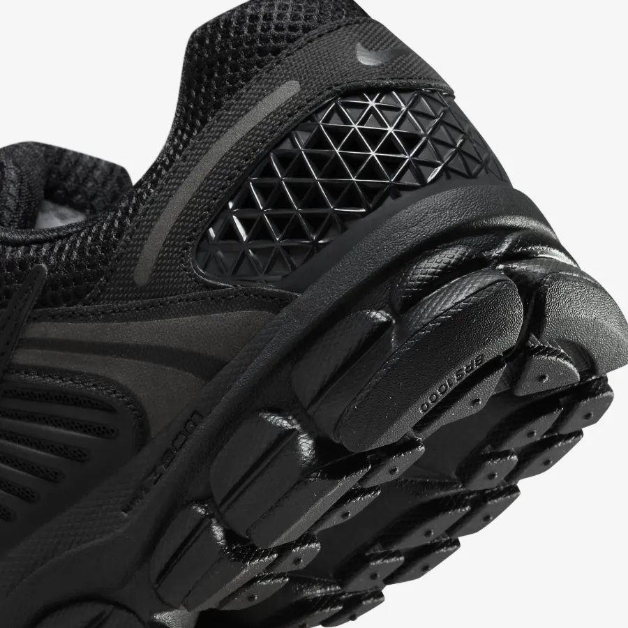 Кросівки Nike Zoom Vomero 5 SP BV1358-003