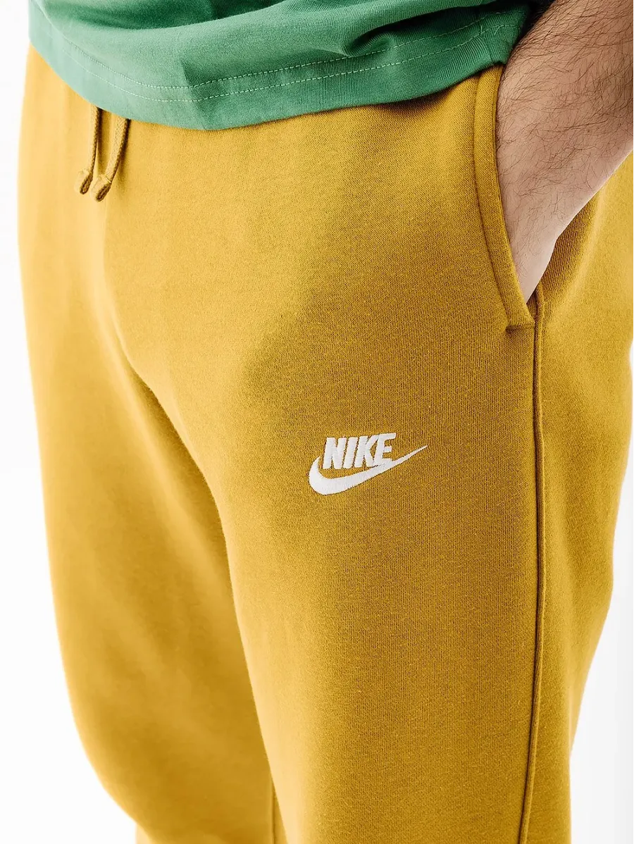 Спортивні штани Nike Sportswear Club Pant Open Hem BV2707-716