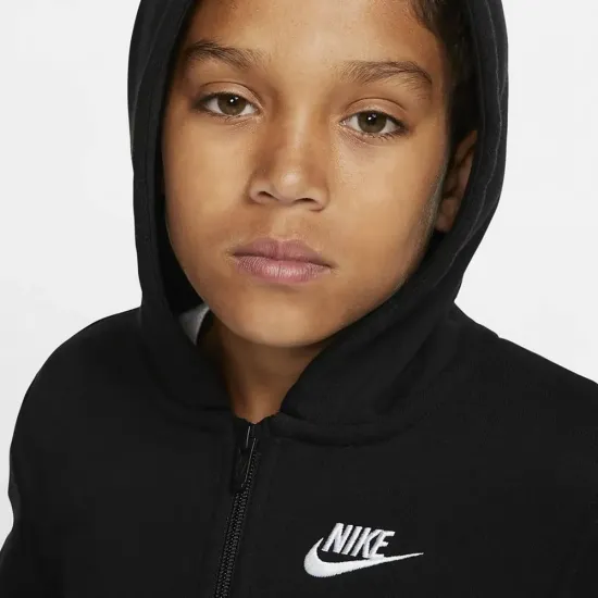 Кофта Nike Sportswear Club BV3699-010