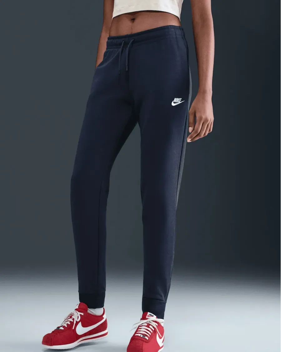 Штани Nike Sportswear Essential Reg Fleece BV4095-010