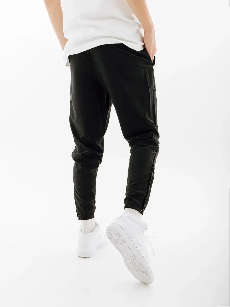 Штани Nike Essential Woven BV4833-010