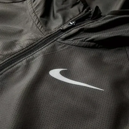 Куртка Nike Essential BV4870-010