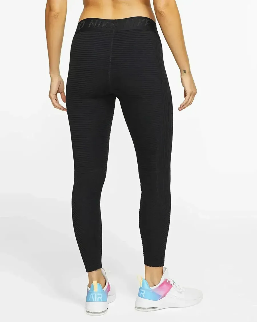Легінси Nike Pro Hyperwarm BV5562-010