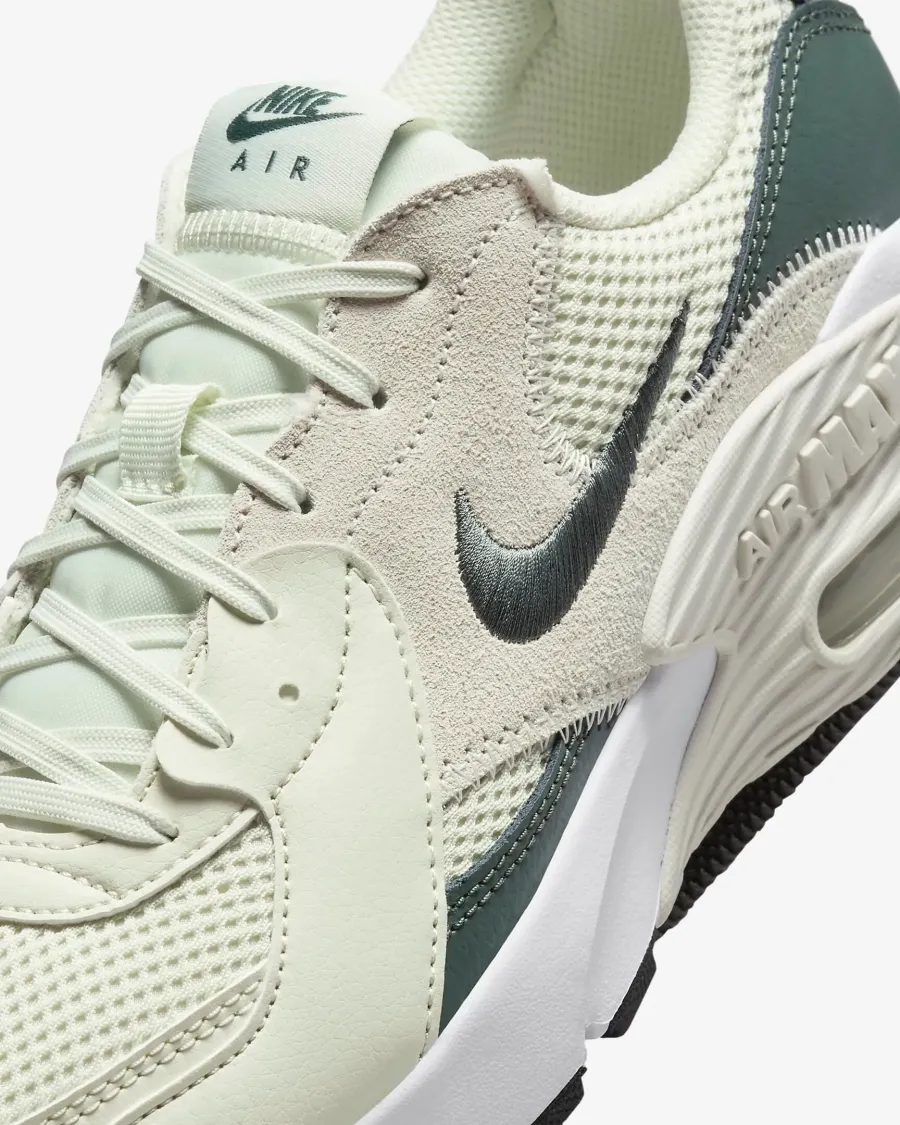 Кросівки Nike Air Max Excee CD5432-011