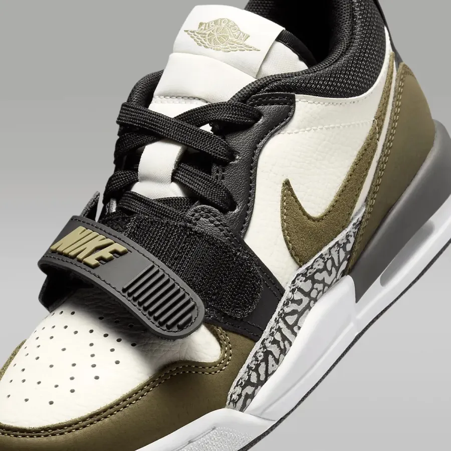 Кросівки Nike Air Jordan Legacy 312 Low CD9054-120