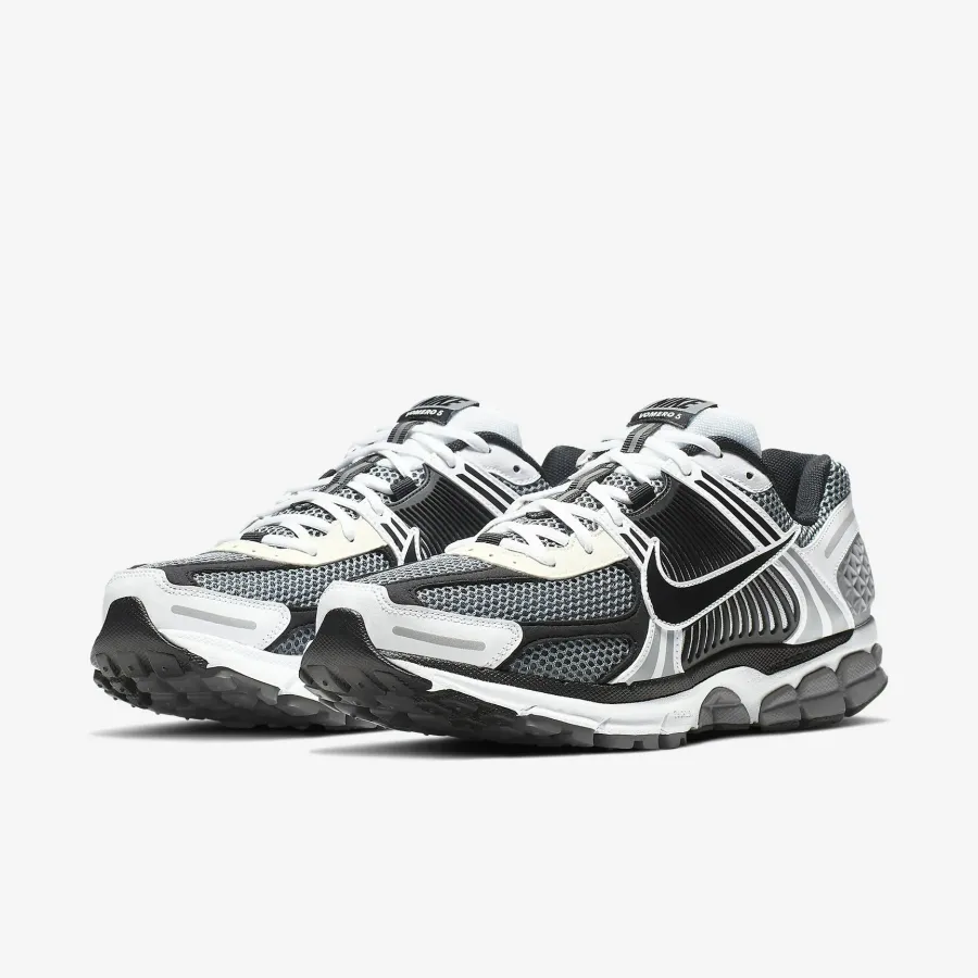Кросівки Nike Zoom Vomero 5 SE SP CI1694-001