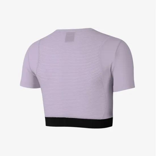 Майка Nike AeroAdapt Crop Top CJ3586-536