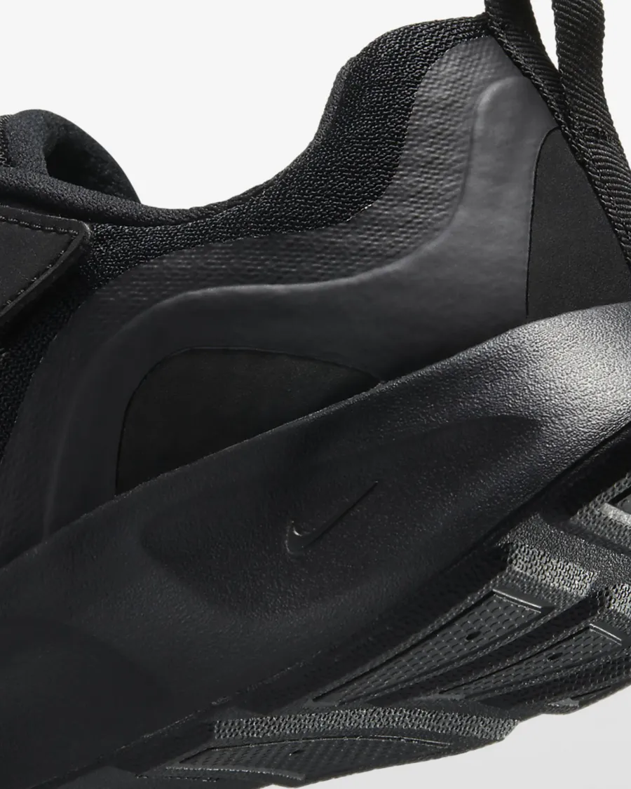 Кросівки Nike WearAllDay CJ3817-001